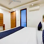 Ocaen Suite Hotel Near Delhi Airport
